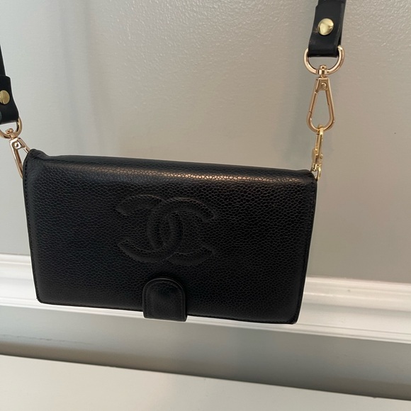 💯% Authentic CHANEL CC Black Caviar Wallet✨ - Picture 1 of 15